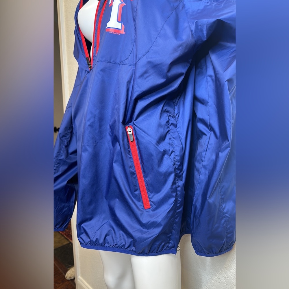Texas Rangers windbreaker - Picture 3 of 7